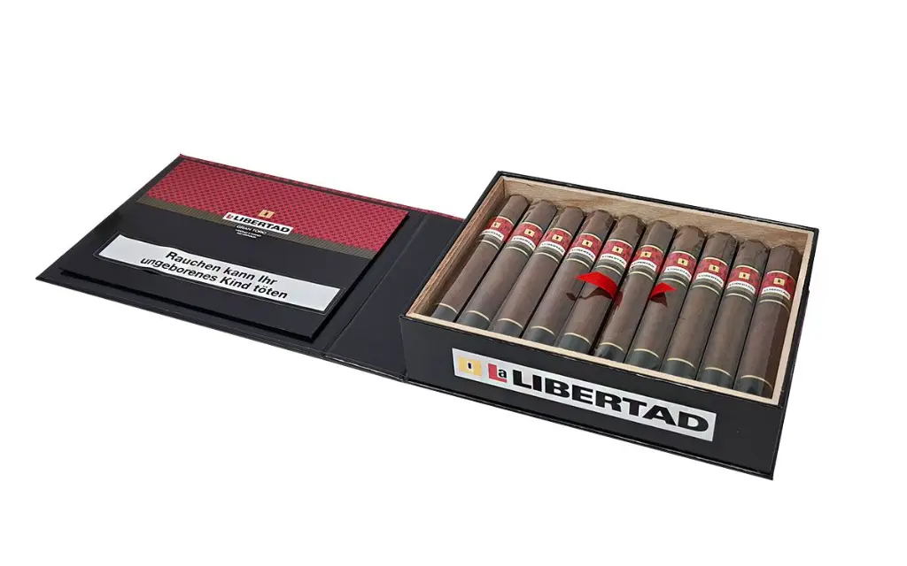la-libertad-gran-toro-kiste-offen.webp