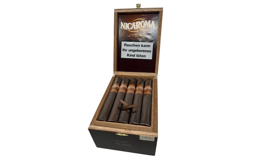 villiger_nicaroma_toro_kiste_offen.webp